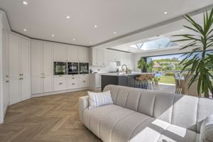 Photo 26- click for photo gallery